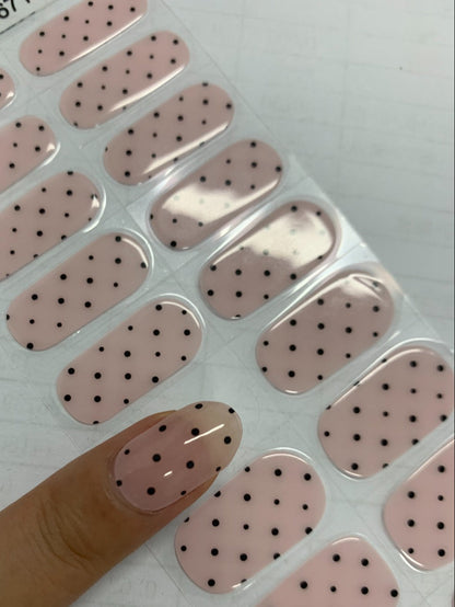 Hailey Bieber Polkadot Black