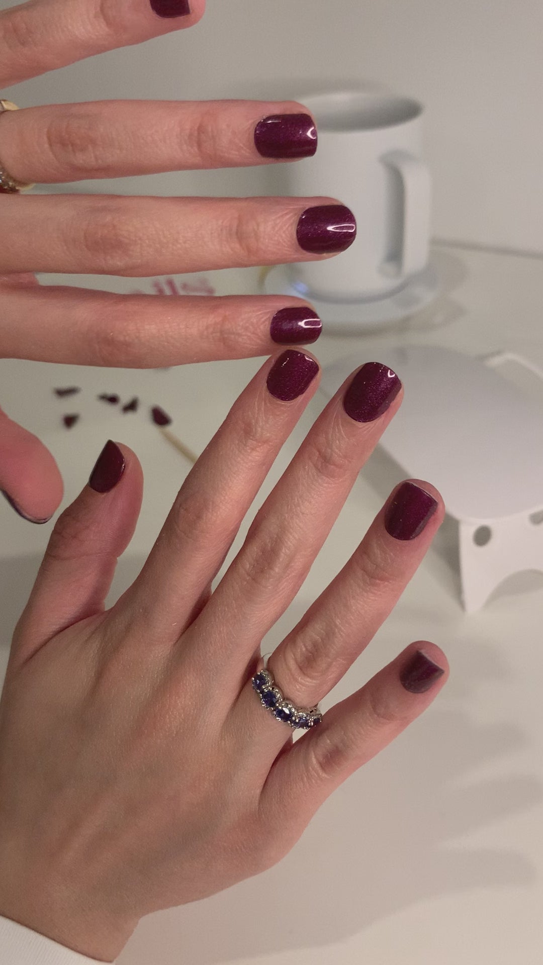 Cargar vídeo: Cherry Glitter